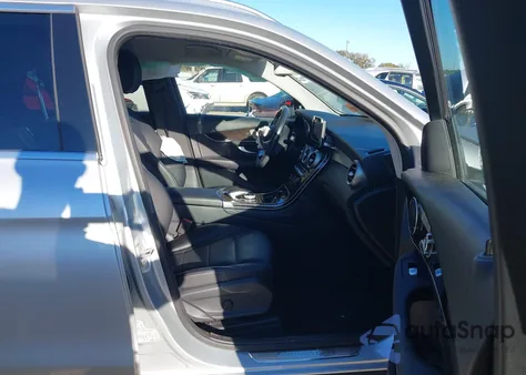 2016 Mercedes-Benz Glc 300 из США, поврежденный, VIN WDC0G4JB9GF054935